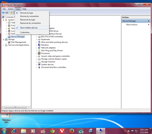 Диспетчер устройств Windows 7 показывает, что скрытые устройства отмечены