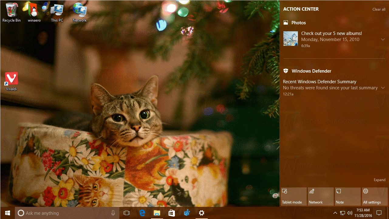 Christmas Theme 2016 for Windows 10