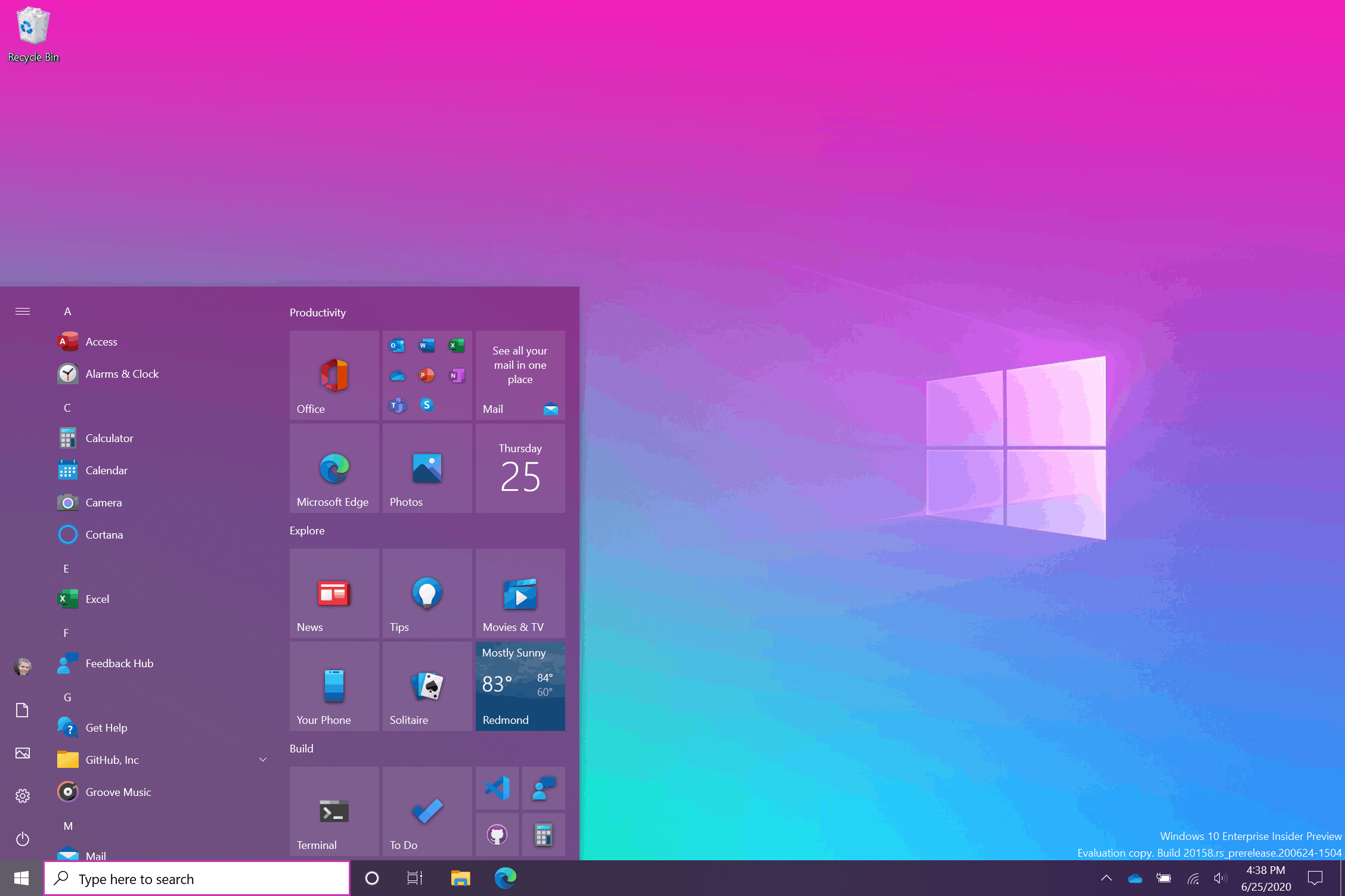 Плитка меню Пуск в Windows 10 розовая